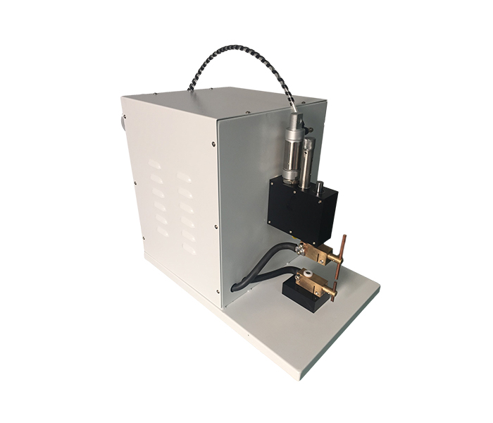 臺(tái)式精密點(diǎn)焊機(jī)